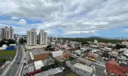 Apartamento com 2 quartos à venda na Avenida Prefeito Nelson Martins, 331, Centro, Palhoça