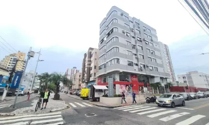 Sala comercial à venda na Avenida Lédio João Martins, 500, Kobrasol, São José