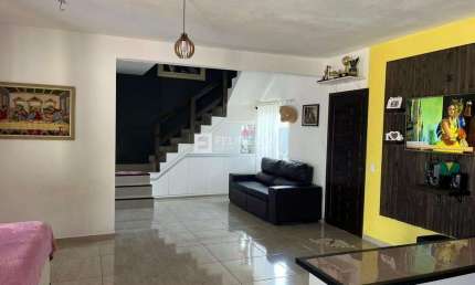 Casa com 3 quartos à venda na Rua Aderbal Ramos da Silva, 95, Pinheira, Palhoça