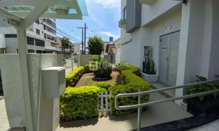 Apartamento em Balneário do Estreito - Florianópolis, SC