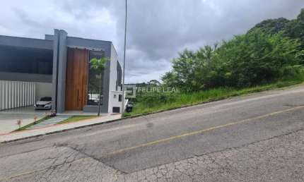 Lote / Terreno no Condomínio Altos de São José  -  São José
