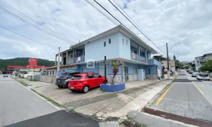 Casa comercial à venda na Rua Santa Catarina, 570, Bela Vista, São José