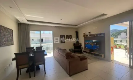 Apartamento Cobertura em Córrego Grande  -  Florianópolis