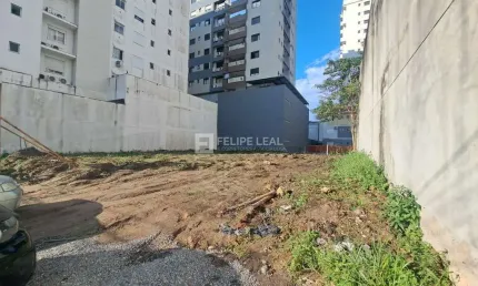 Lote / Terreno em Cidade Universitária Pedra Branca - Palhoça, SC