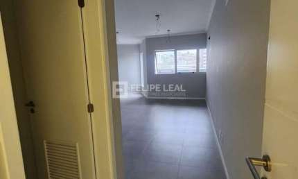 Sala comercial à venda na Avenida Santa Catarina, 1197, Estreito, Florianópolis