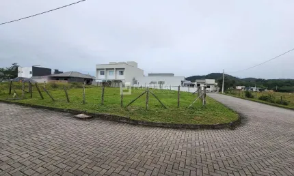 Terreno à venda na Rua ÊNio Lopes Júnior, Forquilhas, São José