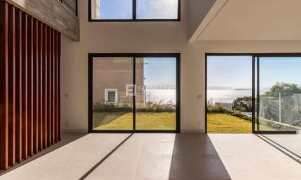 Casa com 3 quartos à venda na Estrada Haroldo Soares Glavan, 4940, Cacupé, Florianópolis