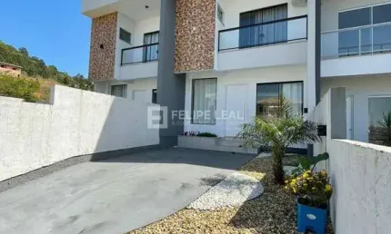 Casa com 2 quartos à venda na Rua Tanheiro, 29, Jardim Botânico, São José