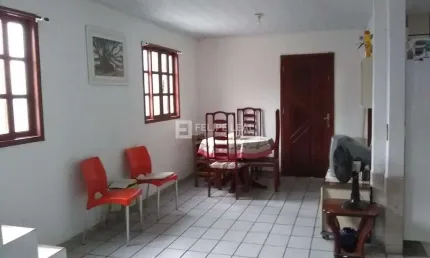 Casa com 5 quartos à venda na Servidão Nelson Serafim Pereira (Chino), 194, Costeira do Pirajubaé, Florianópolis