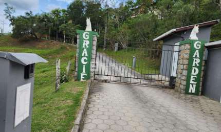 Terreno em Condominio em Santa Luzia  -  Santo Amaro da Imperatriz