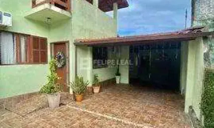 Casa com 4 dormitórios sendo 01 suíte em Jardim Atlântico  -  Florianópolis
