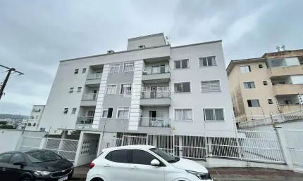 Apartamento de 02 dormitórios em Areias  -  São José/SC