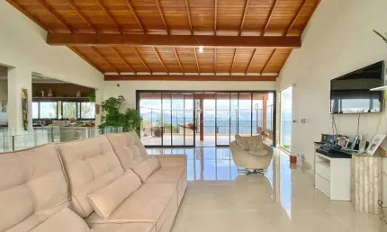 Casa com 3 quartos à venda na Rua Oscar Francisco Schmidt, 115, Ponta de Baixo, São José