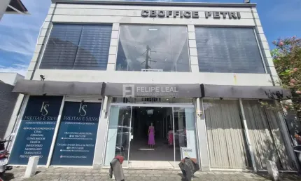 Prédio à venda na Avenida Josué Di Bernardi, 185, Campinas, São José