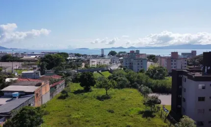 Terreno à venda na Rua Amaro Damásio, 205, Bom Viver, Biguaçu