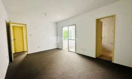 Apartamento de 03 dormitórios sendo 1 suíte em Kobrasol  -  São José