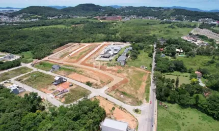 Terreno à venda na Rua Antônio Jovita Duarte, 4252, Forquilhinhas, São José