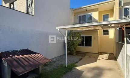 Casa com 2 quartos à venda na Rua Araucária, 662, Potecas, São José