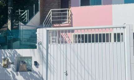 Casa com 2 quartos à venda na Rua dos Pássaros, 12, Forquilhas, São José