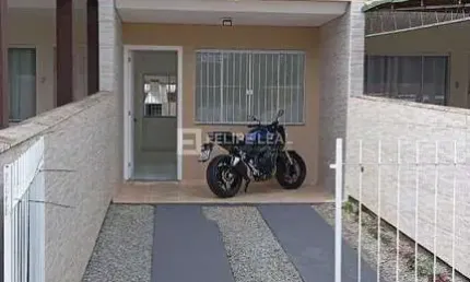 Sobrado de 02 dormitórios  em São Sebastião na Palhoça