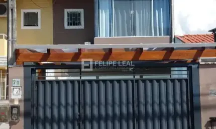 Casa com 3 quartos à venda na Rua Coruja, 71, Forquilhas, São José
