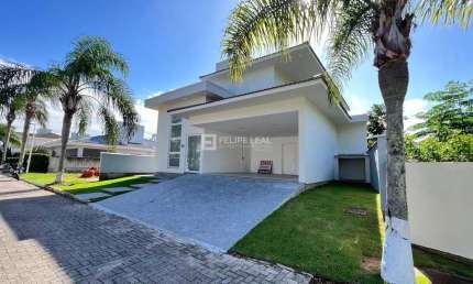 Casa em Condominio em Vargem Pequena  -  Florianópolis