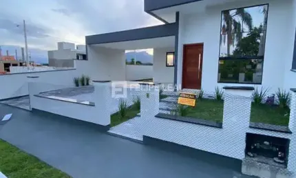 Casa com 3 quartos à venda na Rua Vidal Vicente Andrade, Sertão do Maruim, São José