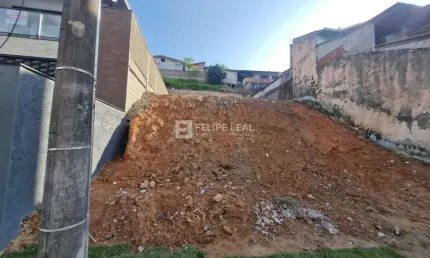 Terreno à venda na Rua Jorge Vieira de Camargo, Forquilhas, São José