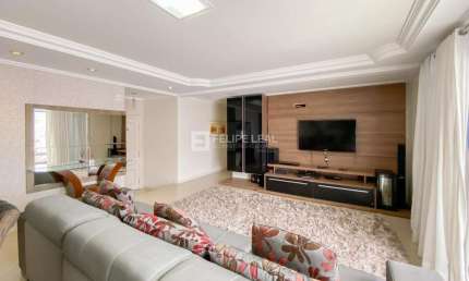 Apartamento Cobertura em Estreito  -  Florianópolis