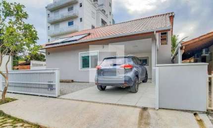 Casa com 4 quartos à venda na Rua Das Alamandas, 296, Praia de Palmas, Governador Celso Ramos