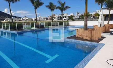 Chácara / sítio à venda na Avenida Deltaville Condominio Acqua, 258, Deltaville, Biguaçu