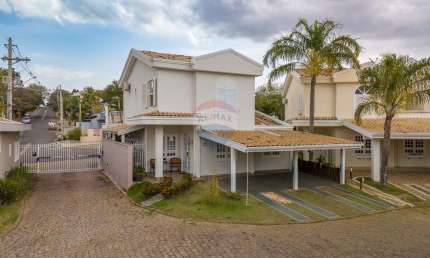 RE/MAX VENDE - CASA - CONDOMÍNIO SAN CONRADO - 170 M² - 4 QUARTOS - 1 SUÍTE - CHURRASQUEIRA - FORNO DE PIZZA