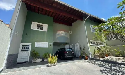 RE/MAX VENDE CASA - Residencial/Comercial - Parque das Universidades - 3 quartos suítes, 4 vagas, área gourmet, piscina, escritórios, lazer e conforto