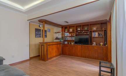 RE/MAX vende casa 3 quartos 2 vagas 250m2 R$584.000,00 Jardim São Pedro Campinas S.P.
