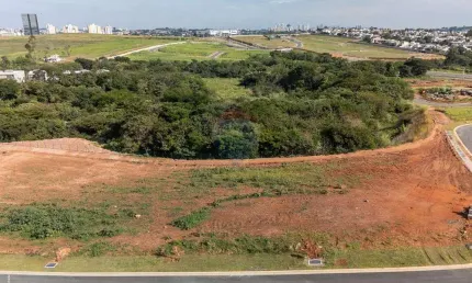 ️ RE/MAX Vende Terreno no Alphaville Dom Pedro Zero – Campinas/SP – 642 m²