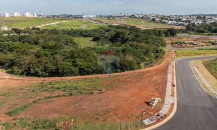 ️ RE/MAX Vende Terreno no Alphaville Dom Pedro Zero – Campinas/SP – 841 m²