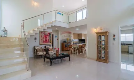 Re/max vende casa com 3 suítes no condomínio ville sainte hélène - r$ 2.950.00,00