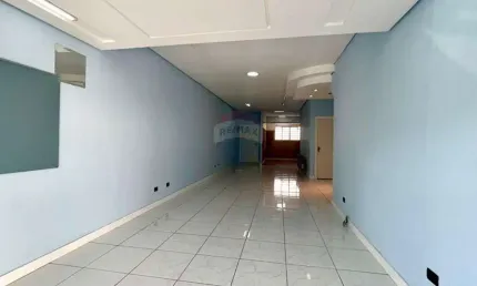 Sala Comercial versátil para alugar: com 45 m²,  1 banheiro privativo e 1 vaga de garagem para locação, próximo ao Parque Zeca Malavazzi, em Paulínia