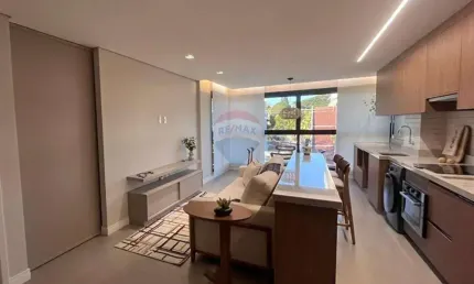 Remax aluga apartamento de 56 m², novo, totalmente mobiliado e equipado, com 1 suíte, lavabo e 02 vagas de garagem, cond. halma, bairro nova campinas.