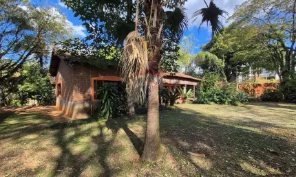 Chácara a venda - amparo - 12.000 m ² - 3 quartos - piscina - churrasqueira - pomar