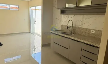 Casa no condomínio rio manso com 2 quartos e garagem coberta