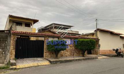 Duas casas à venda na Praia do Morro em Guarapari-ES - Support Corretora de Imóveis