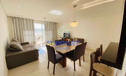 Este belo apartamento está localizado na Enseada Azul e oferece uma excelente oportunidade de inves