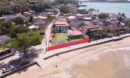 Espetacular Casa Duplex Frente Mar com terreno plano na paradisíaca Praia de Parati em Anchieta-ES