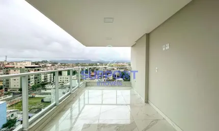 Apartamento 3 quartos na Praia do Morro com suíte, vista para o mar, varanda, lazer completo e anda