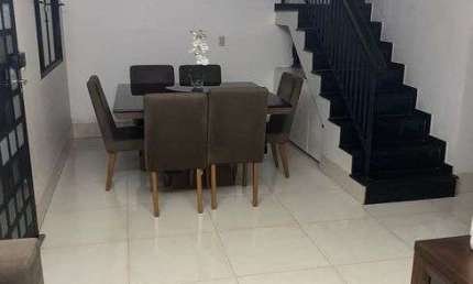 Village di Flamboiant com 116m² 4 quartos 4 banheiros
