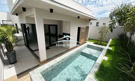 Luxuosa casa em condomínio à venda em Cuiabá-MT, Condomínio Primor das Torres - 3 quartos, 2 suítes, 1 sala, 3 banheiros, 140m².