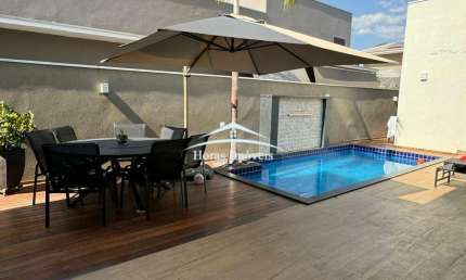 Aluguel de Casa em Condomínio de Luxo em Cuiabá-MT - 3 quartos, 3 suítes, 2 salas, 4 banheiros, 4 vagas - Jardim Imperial