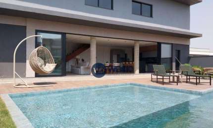 Casa no Condomínio Pau Brasil com Piscina em Americana