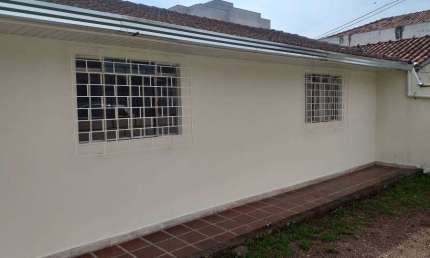 Casa com 2 quartos à venda na Rua Leopoldo Précoma, 339, Afonso Pena, São José dos Pinhais por R$ 400.000